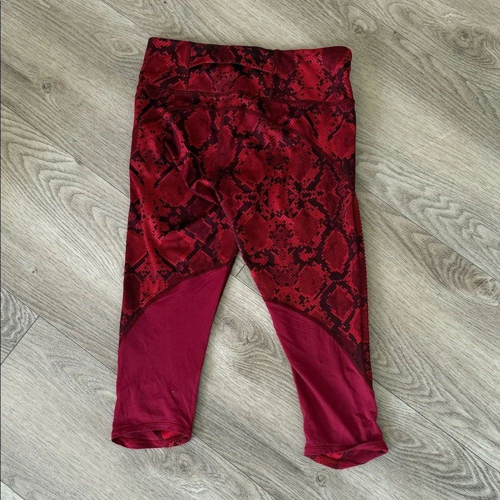 Lululemon Athletica Red Snake Print Leggings - Picture 2 of 4